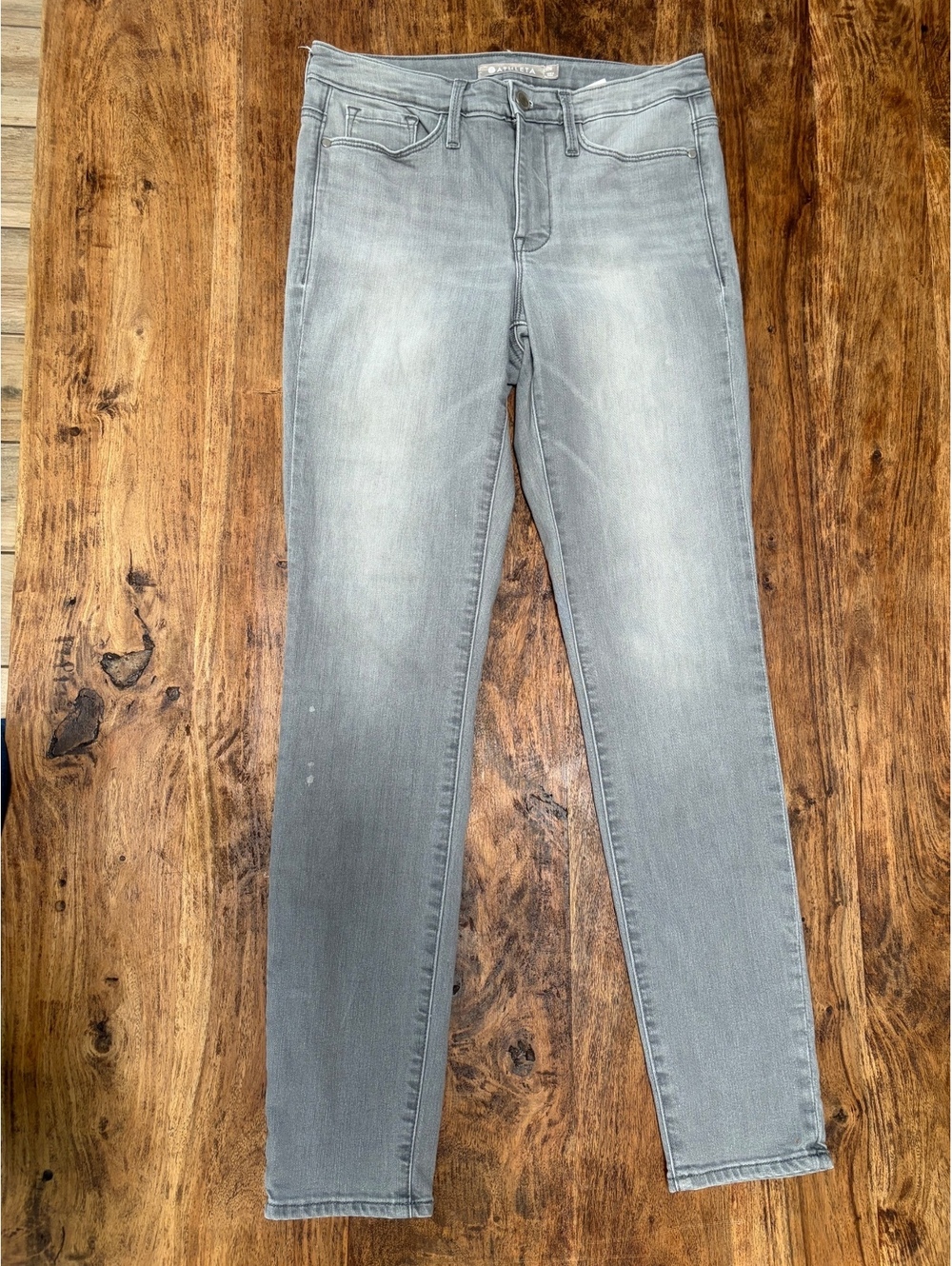 Athleta Women's Gray Skinny Jeans Size 4 with Light Distressing